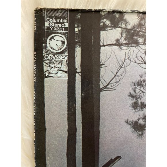 Classical Vinyl of Bach Concerto for 3 Pianos and Mozart's Concerto for 3 Pianos - Picture 10 of 11